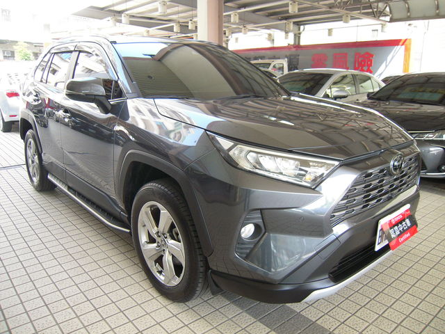 RAV4 2.0  第3張相片