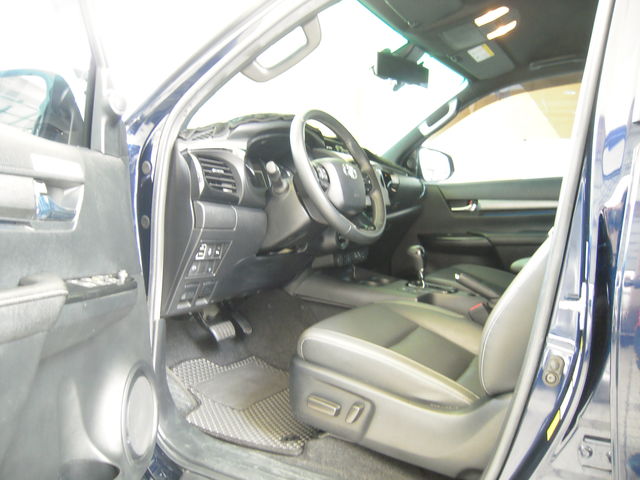 HILUX  第7張相片