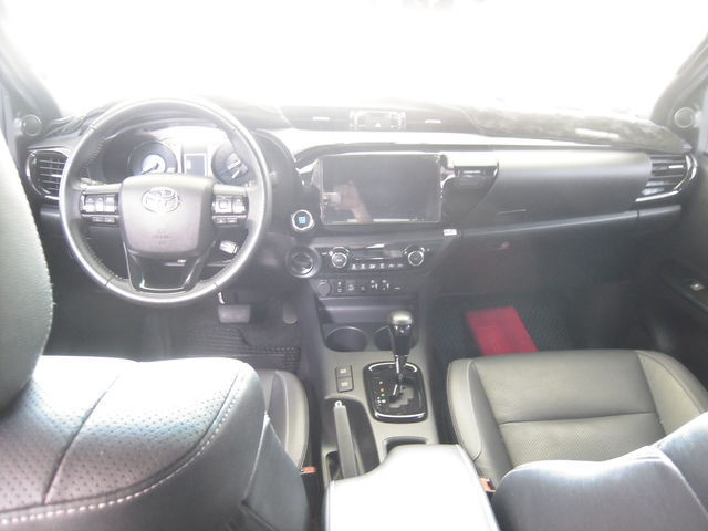 HILUX  第9張相片