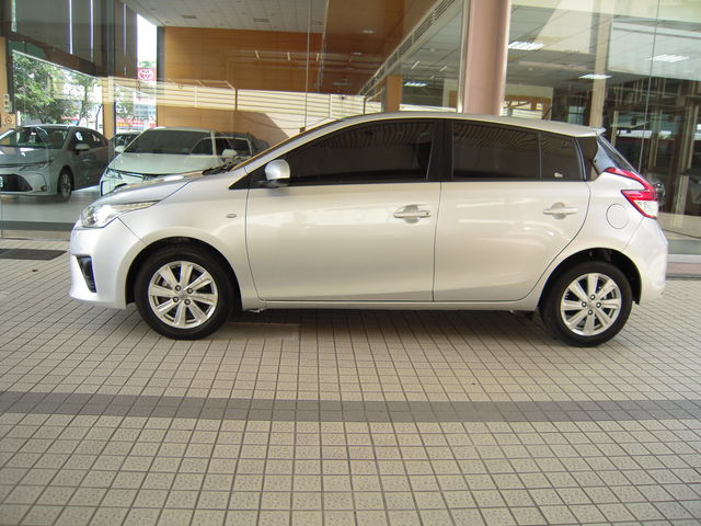 YARIS 1.5  第2張相片