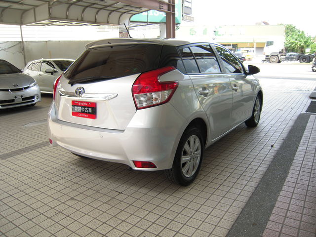 YARIS 1.5  第4張相片
