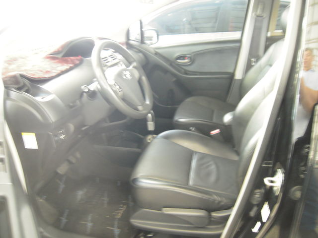 YARIS 1.5  第8張相片