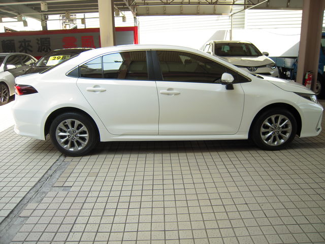 ALTIS 1.8  第4張相片