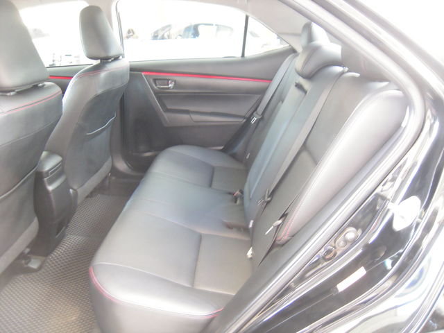 ALTIS 1.8  第9張相片