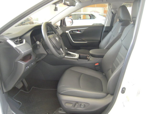 RAV4 2.0  第8張相片