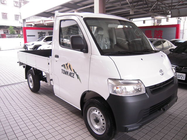 TOWN ACE VAN 2人  第3張相片