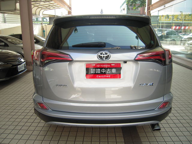 RAV4 2.0  第6張相片