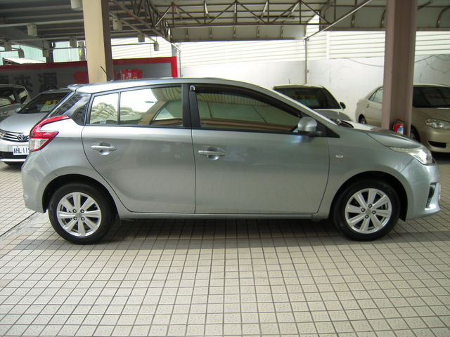 YARIS 1.5  第4張相片