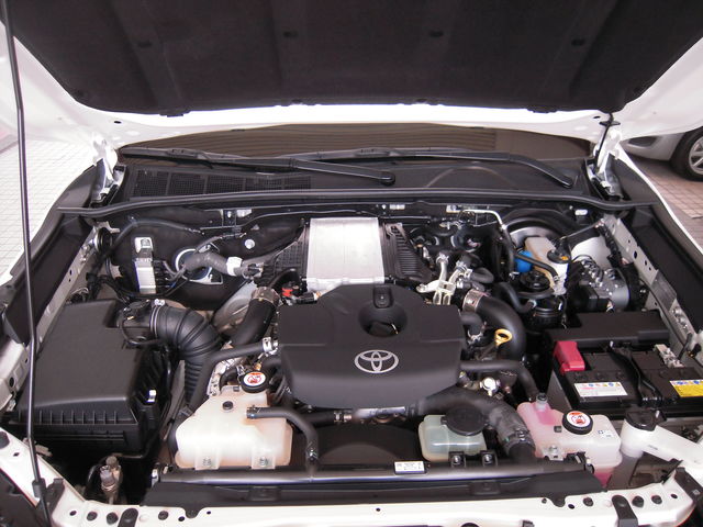 HILUX  第10張相片