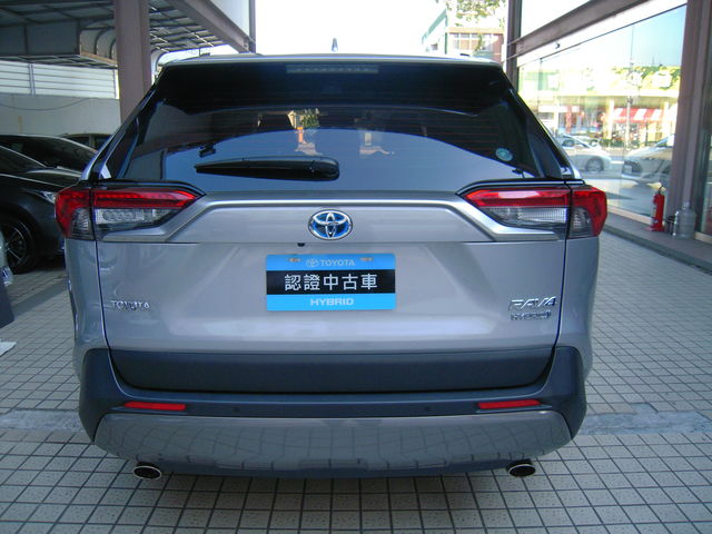 RAV4 2.5 HV  第6張相片