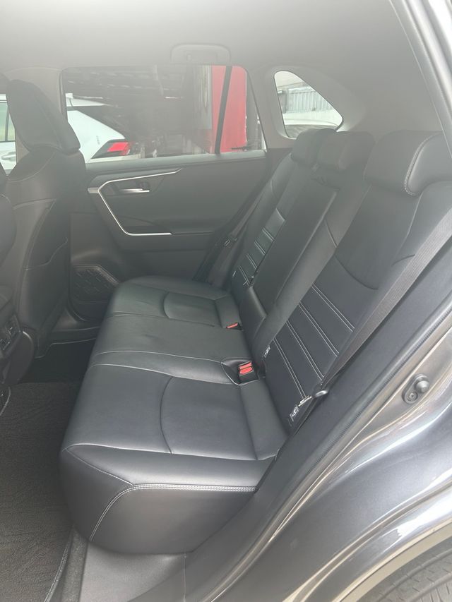 RAV4 2.0  第9張相片