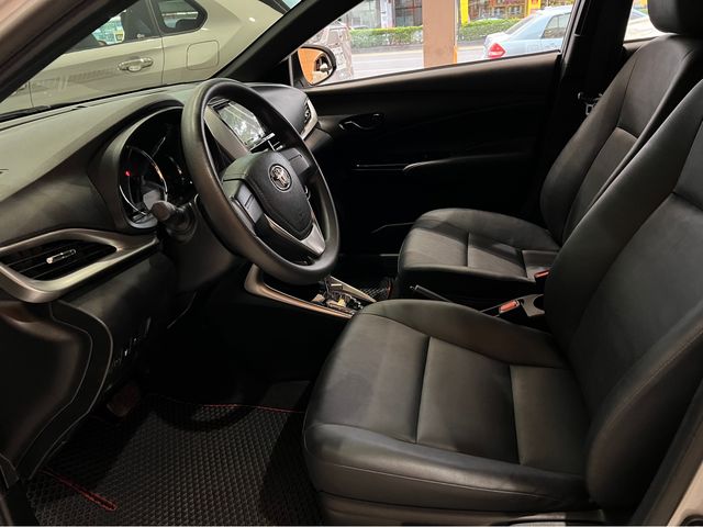 YARIS 1.5  第8張相片