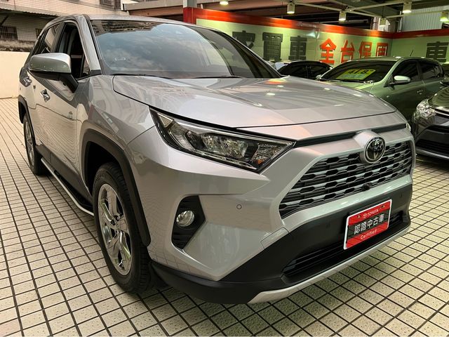 RAV4 2.0  第3張相片