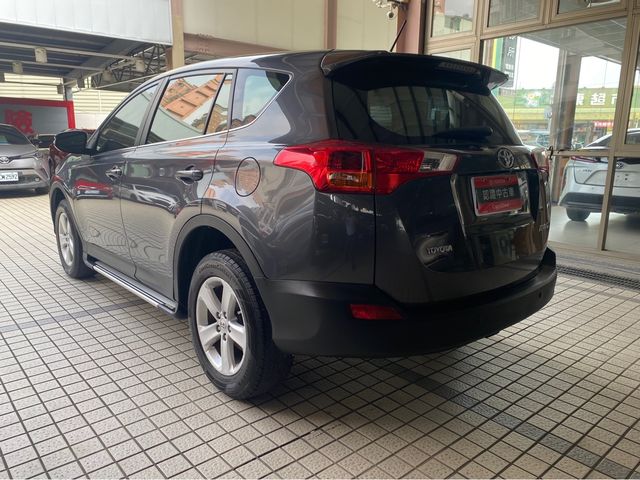 RAV4 2.0  第3張相片