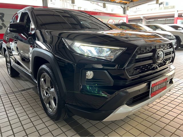 RAV4 2.5  第3張相片