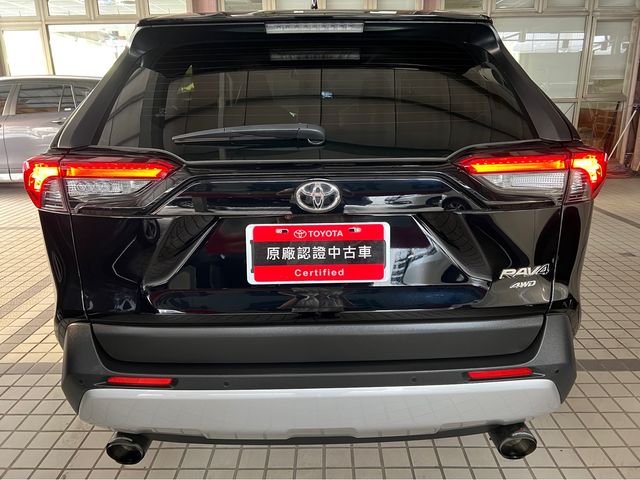 RAV4 2.5  第6張相片