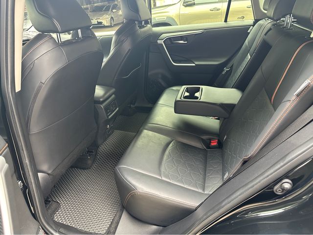 RAV4 2.5 4WD  第8張相片