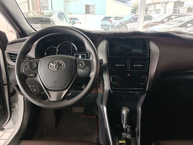 YARIS 1.5  第7張相片