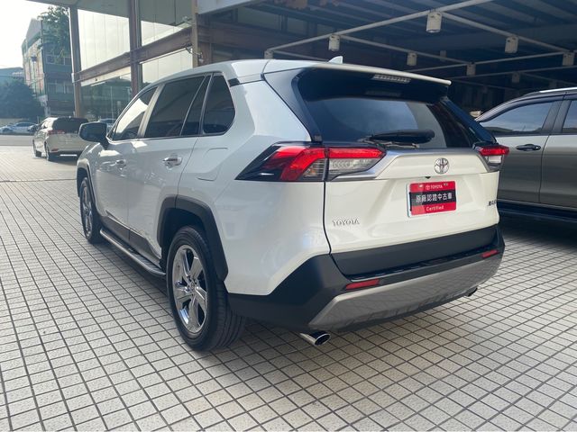 RAV4 2.0  第3張相片
