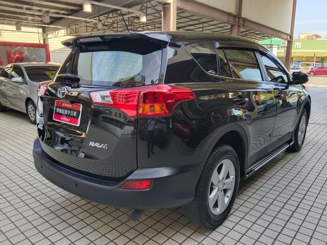 RAV4 2.0  第5張相片