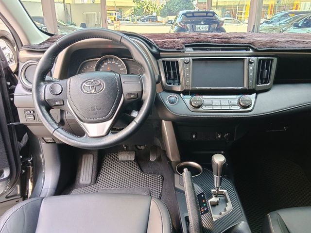 RAV4 2.0  第7張相片