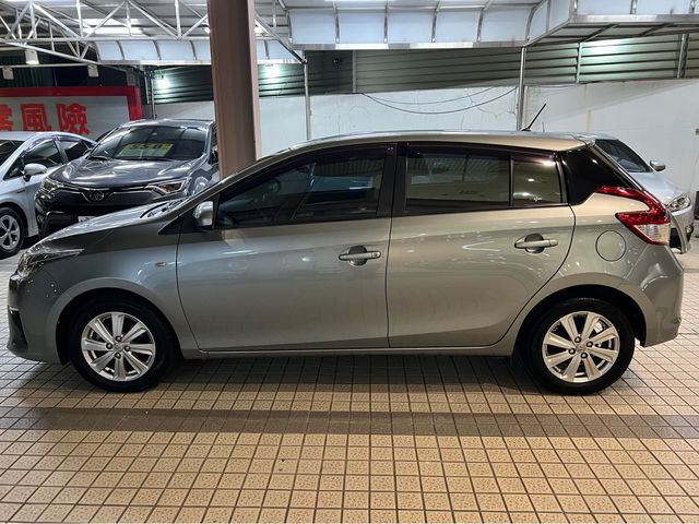 YARIS 1.5  第4張相片