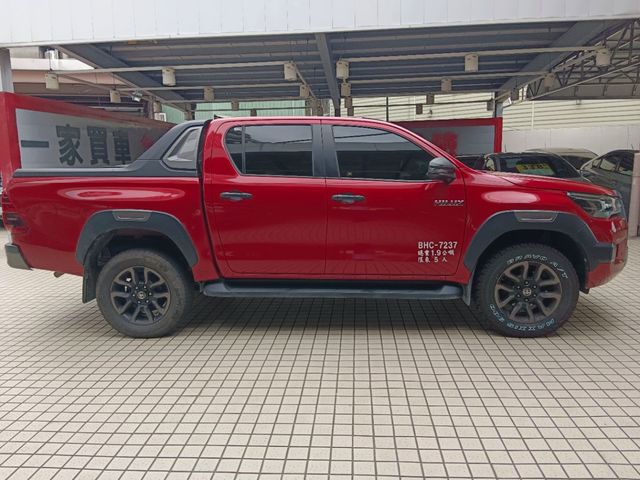HILUX 2.8  第4張相片