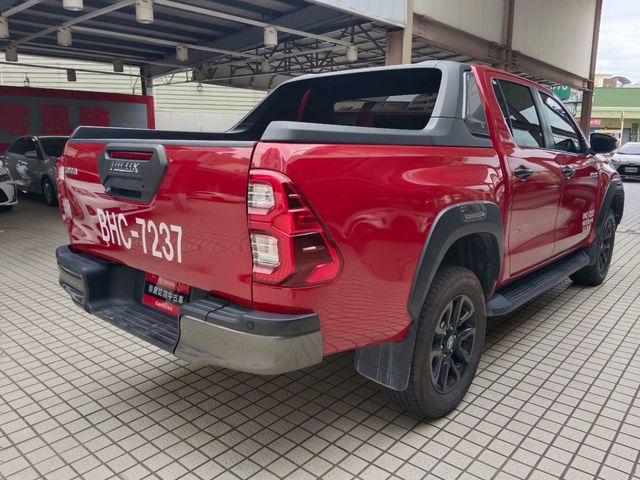 HILUX 2.8  第5張相片