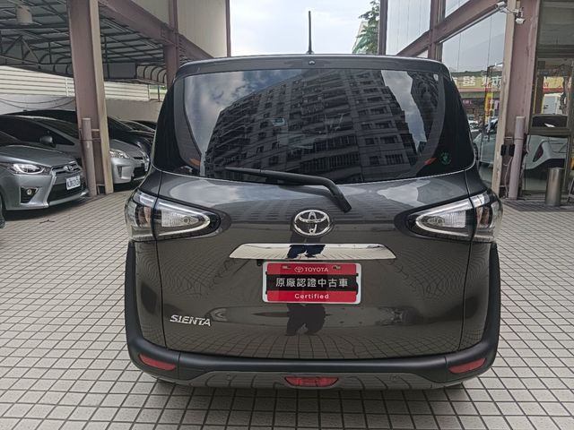 SIENTA 1.8  第6張相片