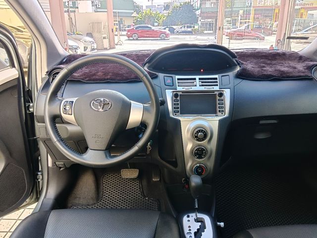 YARIS 1.5  第7張相片