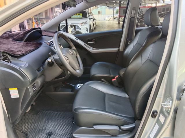 YARIS 1.5  第8張相片