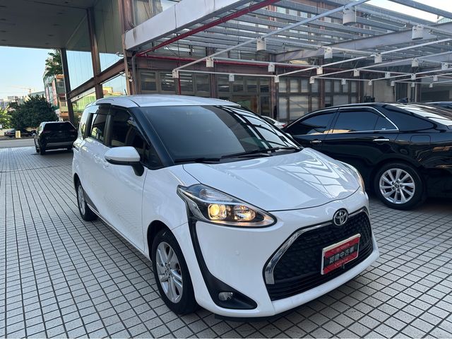 SIENTA 1.8  第3張相片