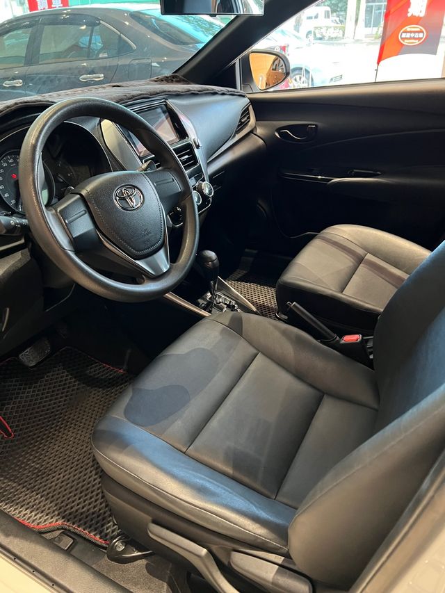 YARIS 1.5  第7張相片