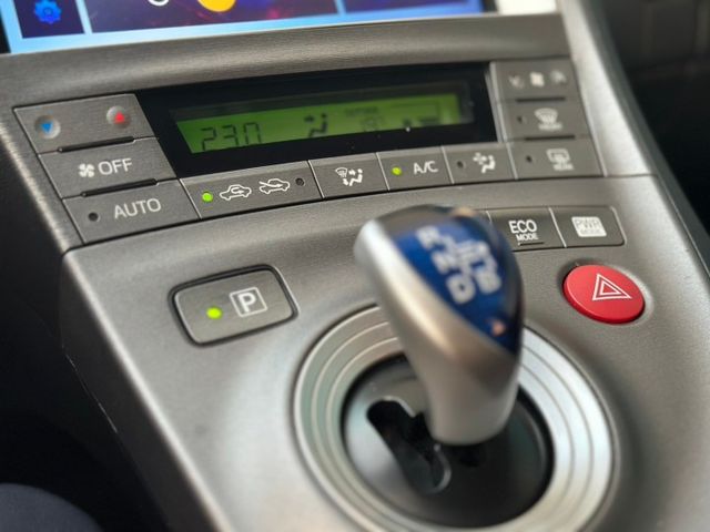 大電池已更換 一公升可跑25左右 代步省油利器 賞車另有優惠價  第9張相片