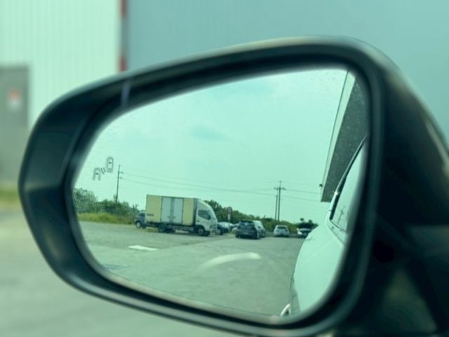 菁英版 跑少 原鈑件 車況很好 賞車另有優惠價  第8張相片