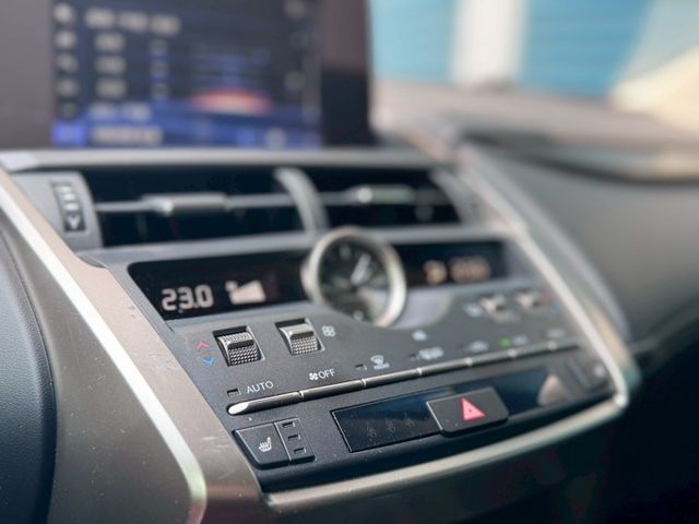 菁英版 跑少 原鈑件 車況很好 賞車另有優惠價  第14張相片