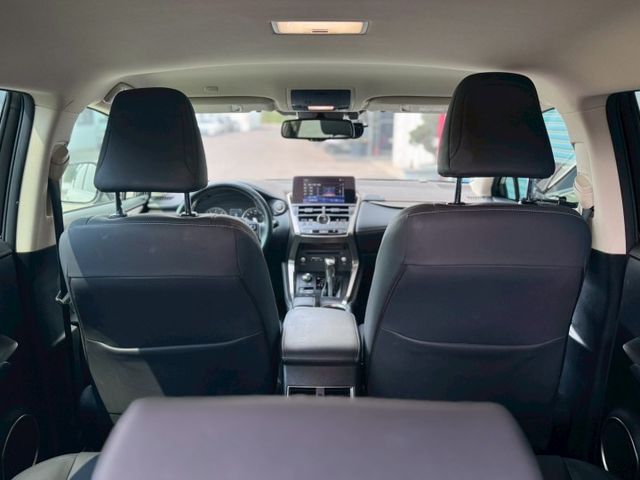 菁英版 跑少 原鈑件 車況很好 賞車另有優惠價  第19張相片