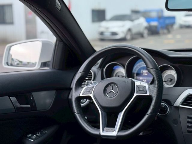 一手車 非常合價位 少少錢就可以當帥哥囉 耗材已更新完畢  第4張相片
