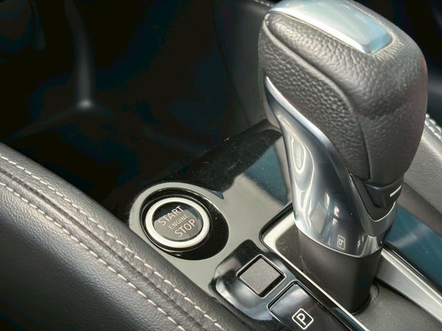 一手車 小故事 不介意有大價差 賞車另有優惠價  第12張相片