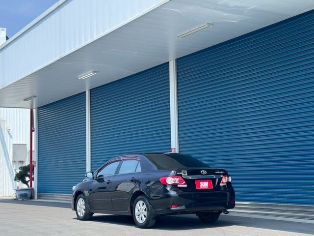 一手車 原版件 里程跑少 賞車另有優惠價  第3張相片