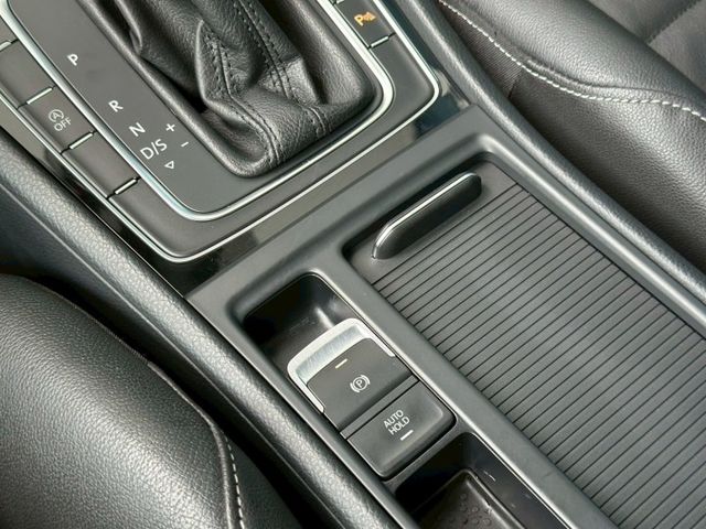 一手車 原廠保養 低里程 左後葉更換不能認證 有價差 賞車另有優惠價  第7張相片