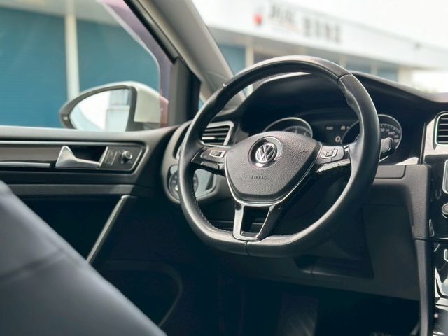 一手車 原廠保養 低里程 左後葉更換不能認證 有價差 賞車另有優惠價  第11張相片