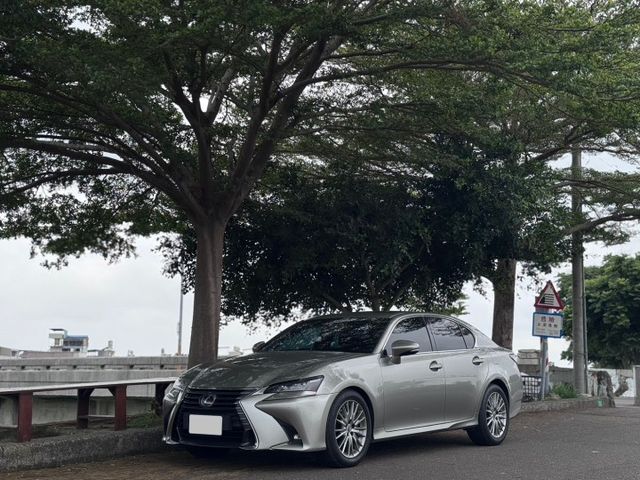 稀有最高階 GS200t 賞車另有優惠  第1張相片