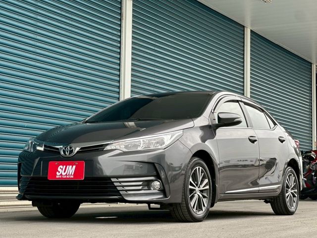豪華版 雙環式儀表板 6安全氣囊 GARMIN影音主機 賞車另有優惠  第1張相片