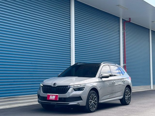 豪華動能版 玻璃頂 IKEY level2 後出風口 電尾門 盲點 1.0省稅又有動力安全性 小車性價比首選  第1張相片