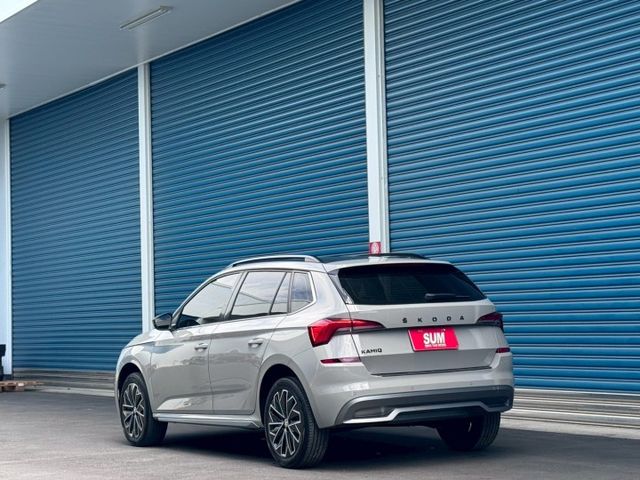 豪華動能版 玻璃頂 IKEY level2 後出風口 電尾門 盲點 1.0省稅又有動力安全性 小車性價比首選  第3張相片