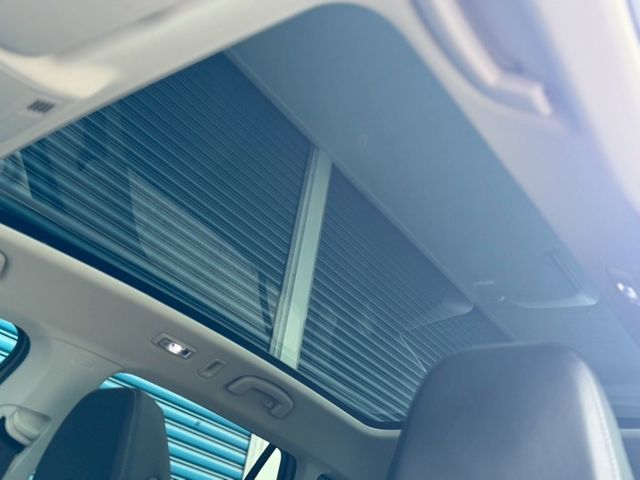 豪華動能版 玻璃頂 IKEY level2 後出風口 電尾門 盲點 1.0省稅又有動力安全性 小車性價比首選  第13張相片