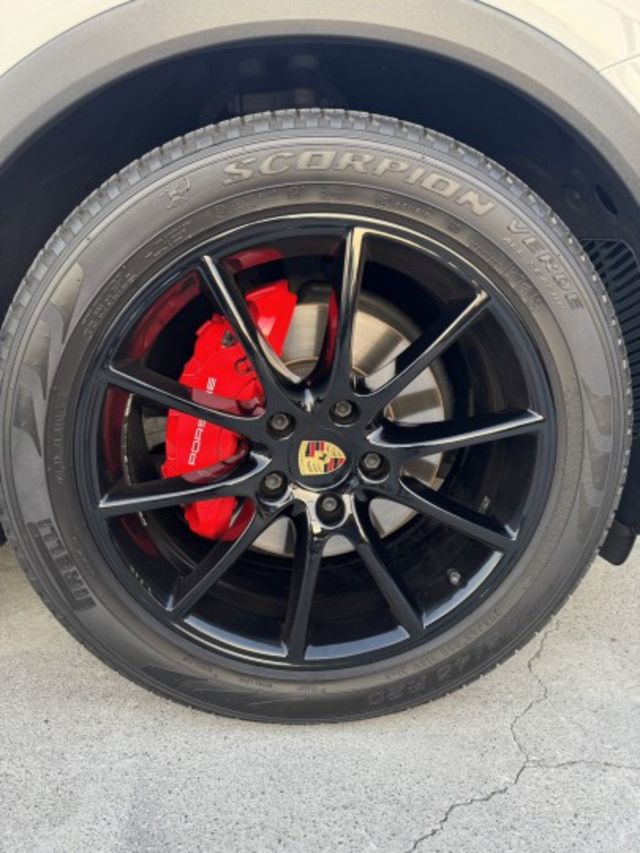 E3 重點選配 全景天窗 BOSE音響 環景 免鑰匙 引擎腳全新剛換 賞車另有優惠  第4張相片