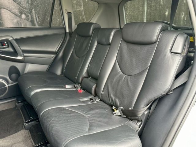 新價格 一手車 內外氣氛佳 賞車另有優惠  第7張相片