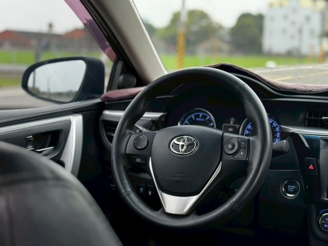 一手車 跑少 IKEY 恆溫 防滑 影音 賞車另有優惠  第9張相片